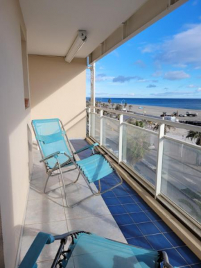 Appartement 80 m2, T 3 vue imprenable face à la mer